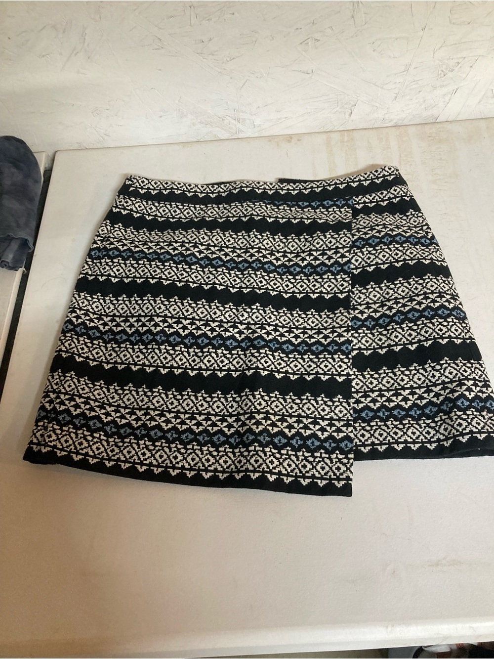 LOFT Black, White & Blue Asymmetrical Patterned Skirt